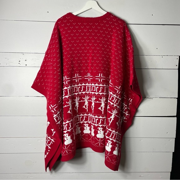 Dubgee Red White Poncho Oversized Red White Snowman Size Small Medium - Picture 3 of 7